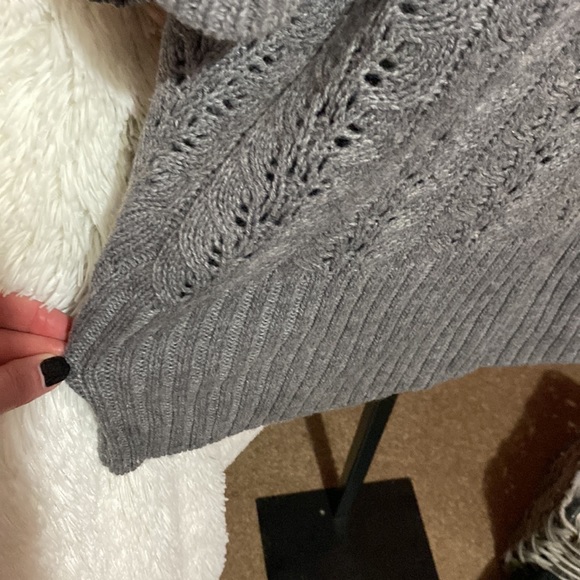 Gray Sweater - Picture 6 of 6